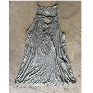 American Eagle Light Army Green Tank With Lace Detailing